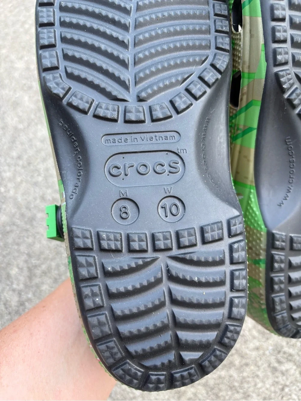 Crocs Minecraft edition NWOT men’s 8, WMNs 10
